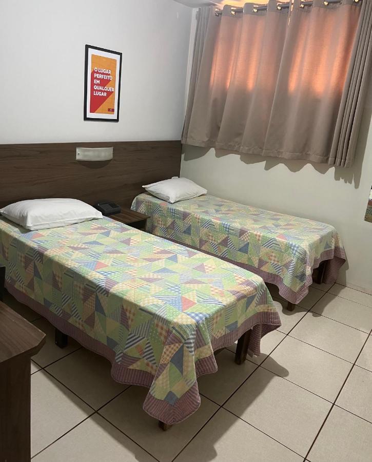 Hotel Castro Itumbiara Esterno foto